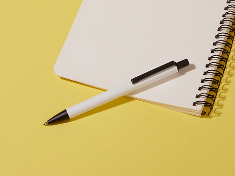 Ручка металлическая шариковая Groove M Recy, белый - рис 5.