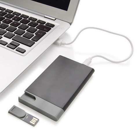 Зарядное устройство (2500 mAh) + USB–флешка (8 ГБ) - рис 5.