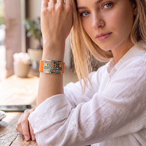 Браслет на оранжевом кожаном ремешке - рис 2.