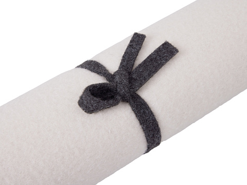 Лежак белый без вышивки  (150см на 50см) - рис 2.