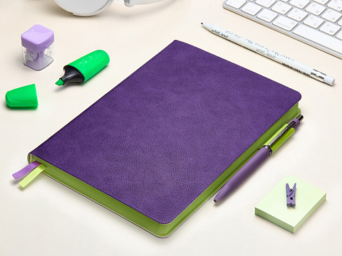 Ежедневник А5 датированный Boston 2026, фиолетовый с салатовым обрезом - рис 12.